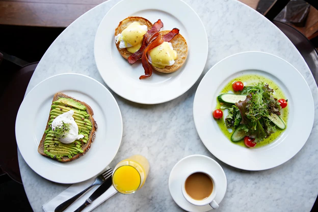 브런치 레스토랑 플레이팅 - 접시 위 음식 스타일링